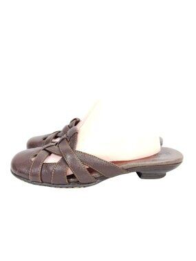 Born Women's Size 9 Brown Leather Kitten Heel Slide Mules